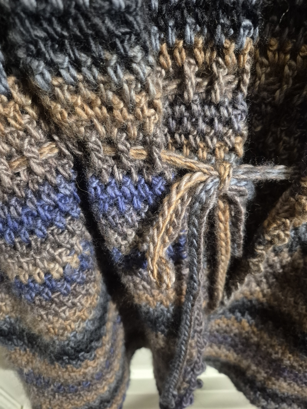 Handmade Crochet Wool Blend Boho Tie Front Vest Earth Tone 23 Ptp - Picture 3 of 5